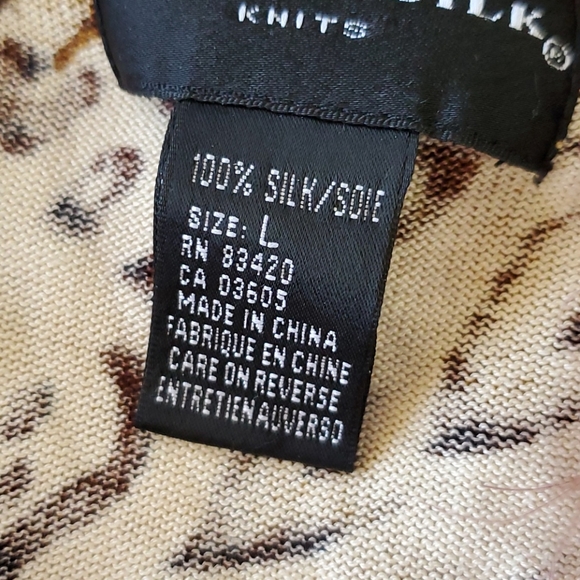 AUGUST SILK Animal print faux feather detail sweater Lg mob wives - Picture 4 of 7